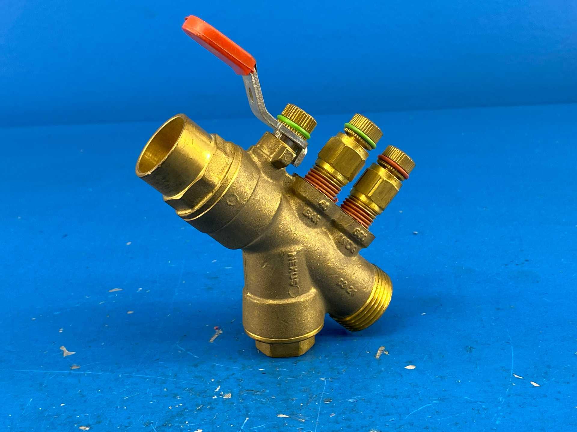 Nexus Valve, Inc. UM+075LS-050M-040-N 3/4"LS x 1/2"M 4GPM Automatic Flow Control Ball Valve UltraMatic 600WOG PN40