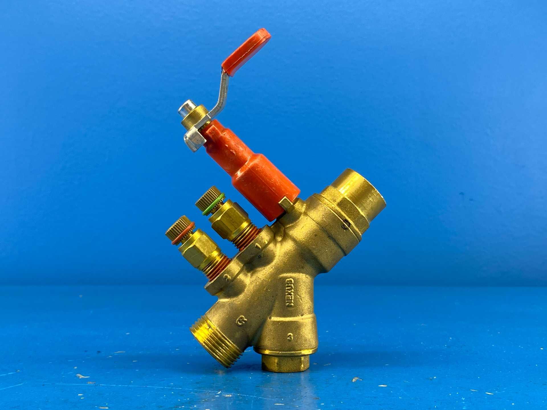 Nexus Valve, Inc. UM+075LS-050M-005-N-E 3/4"LS x 1/2"M 0.5GPM Automatic Flow Control Ball Valve UltraMatic Series 600WOG PN40