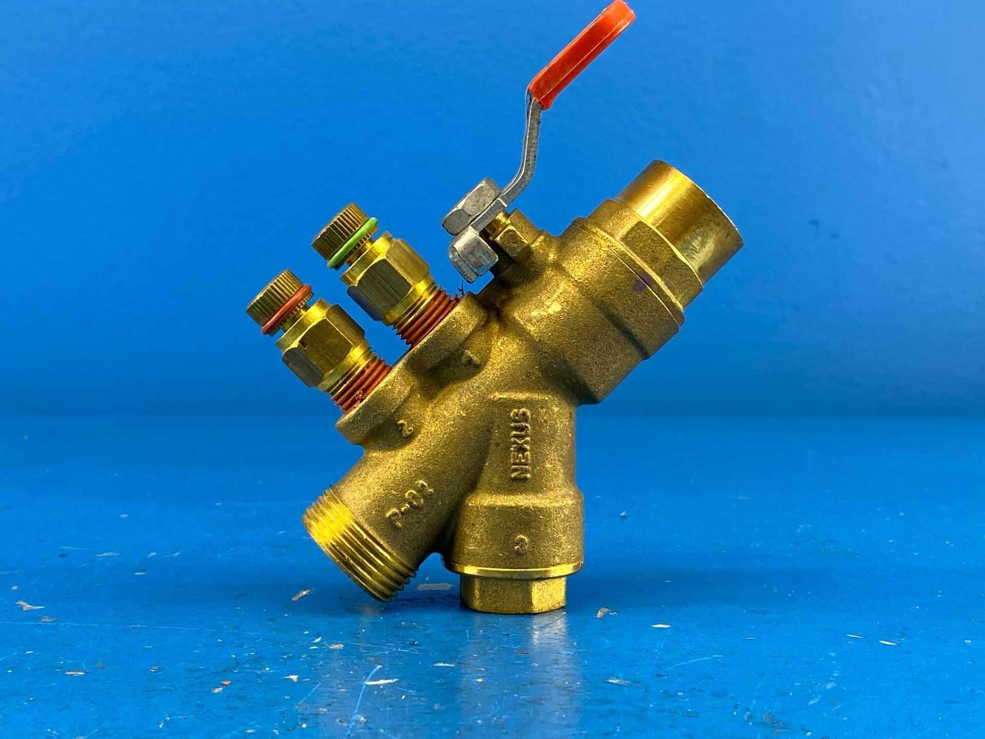 Nexus Valve, Inc. UM-075LS-050M-020-N 3/4"LS x 1/2"M 2GPM Automatic Flow Control Ball Valve UltraMatic 600WOG PN40