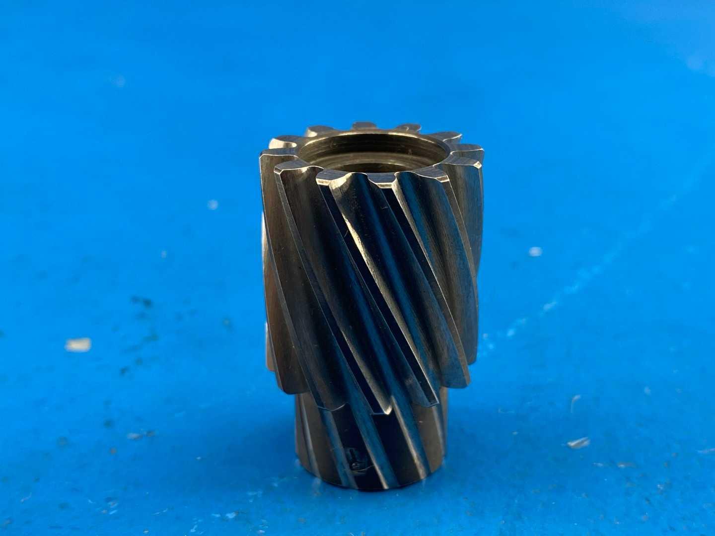 SPX FLOW 119868STL Steel Helical Pinion Gear, Keyed Internal Bore Drive Component