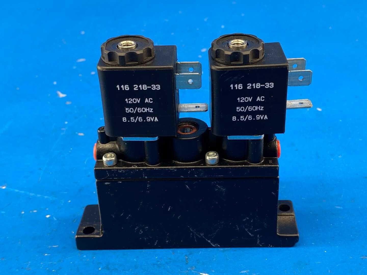 ARO A249SD-120-A Solenoid Air Control Valve 1/4" 120V