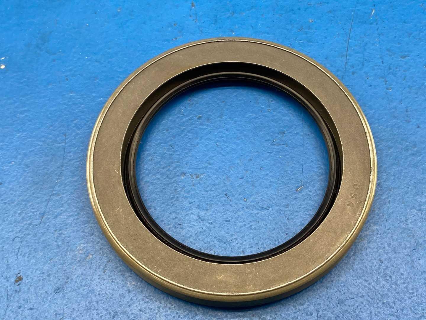 Chicago 30033 Rawhide , Oil Seal, 3.00" ID, 4.00" OD, 0.50" Width, 90 Shore A Durometer