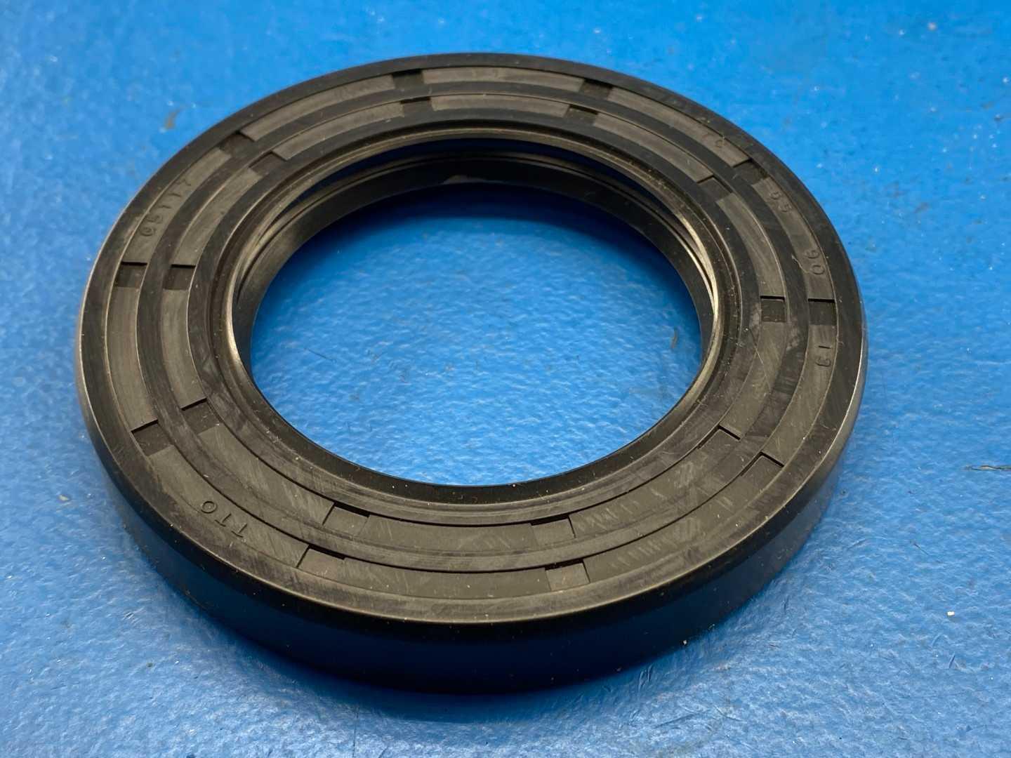 Consolidated Bearings 55 X 90 X 13 MM CF Radial Shaft Oil Seal, 55mm Shaft x 90mm Bore x 13mm Wide