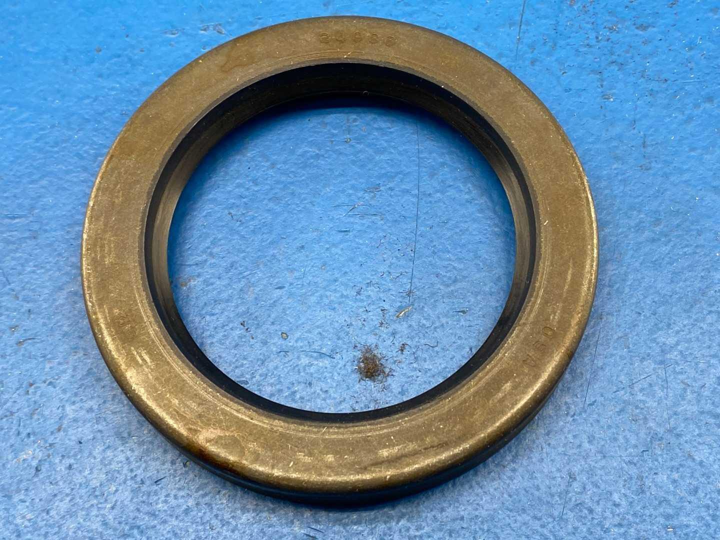 Chicago 24986 Rawhide , Oil Seal Joint, Radial, 2.875" Outer Diameter, 1.875" Inner Diameter