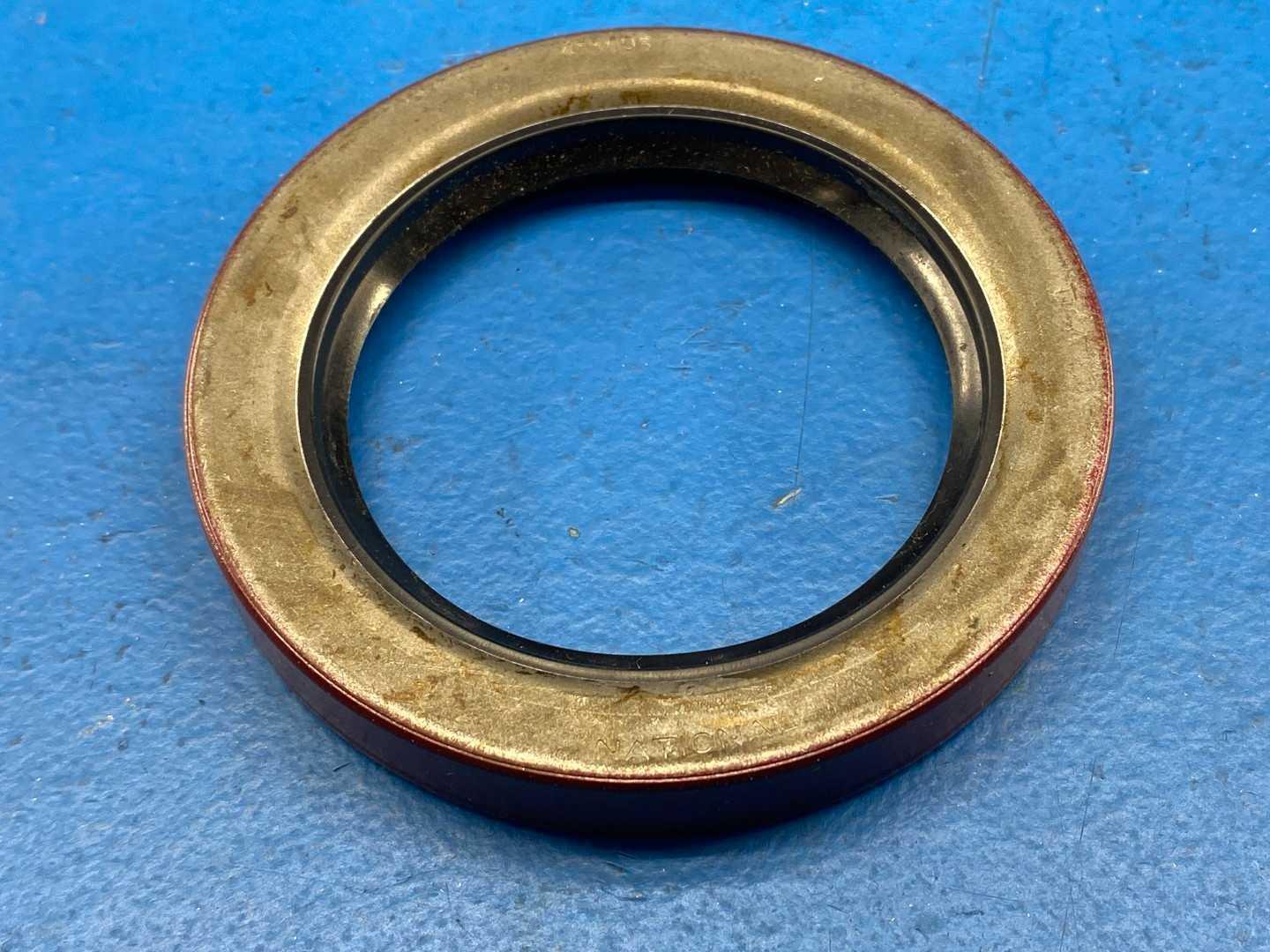 National 455096 Oil Seal , 2.437" ID x 3.500" OD x 0.500" Width, Oil Seal