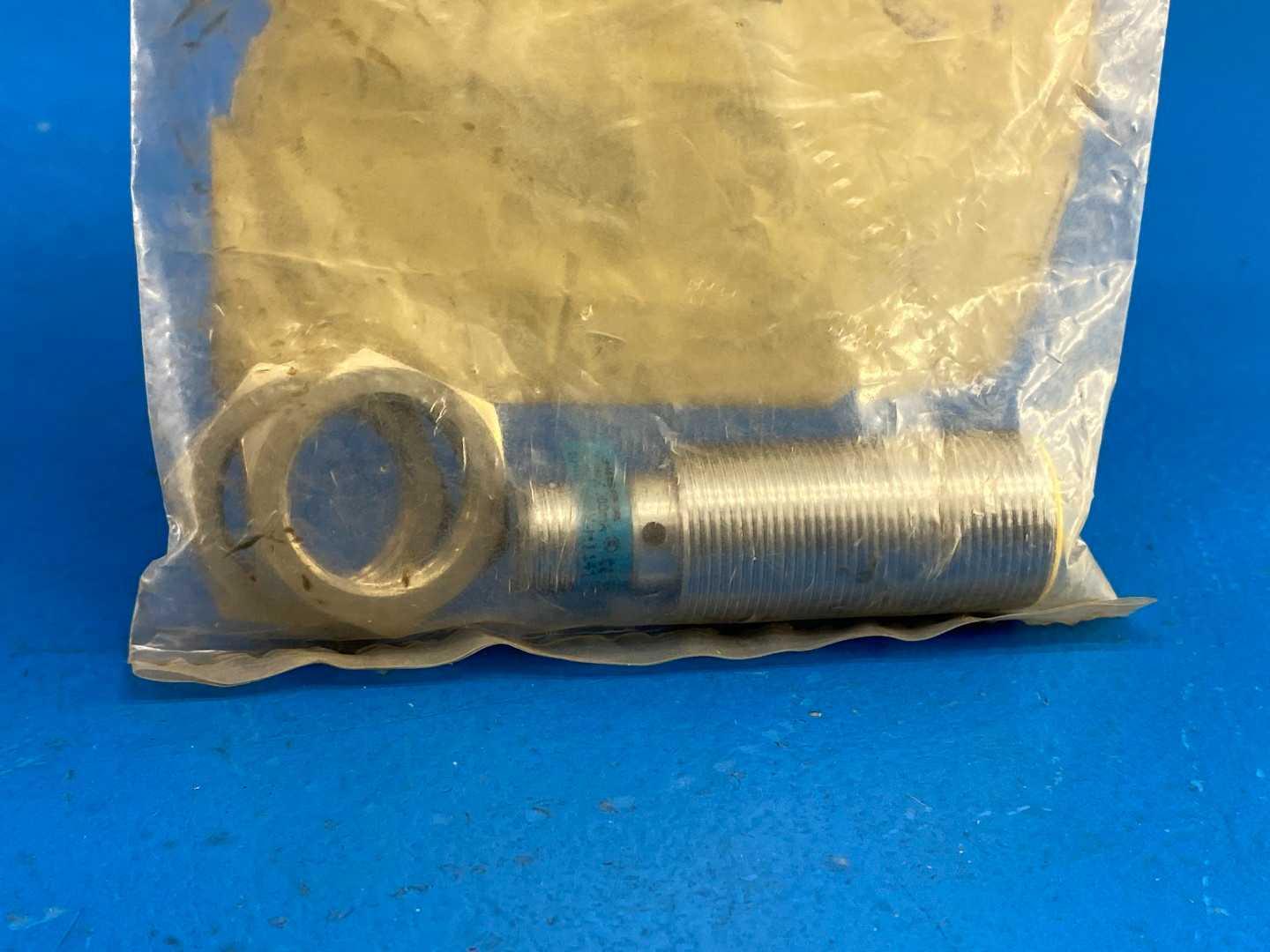 Turck BI 5-M18-AN6X-H1141 Inductive Sensor, M18, AC/DC, PNP, 3-wire, IP67, 4614600