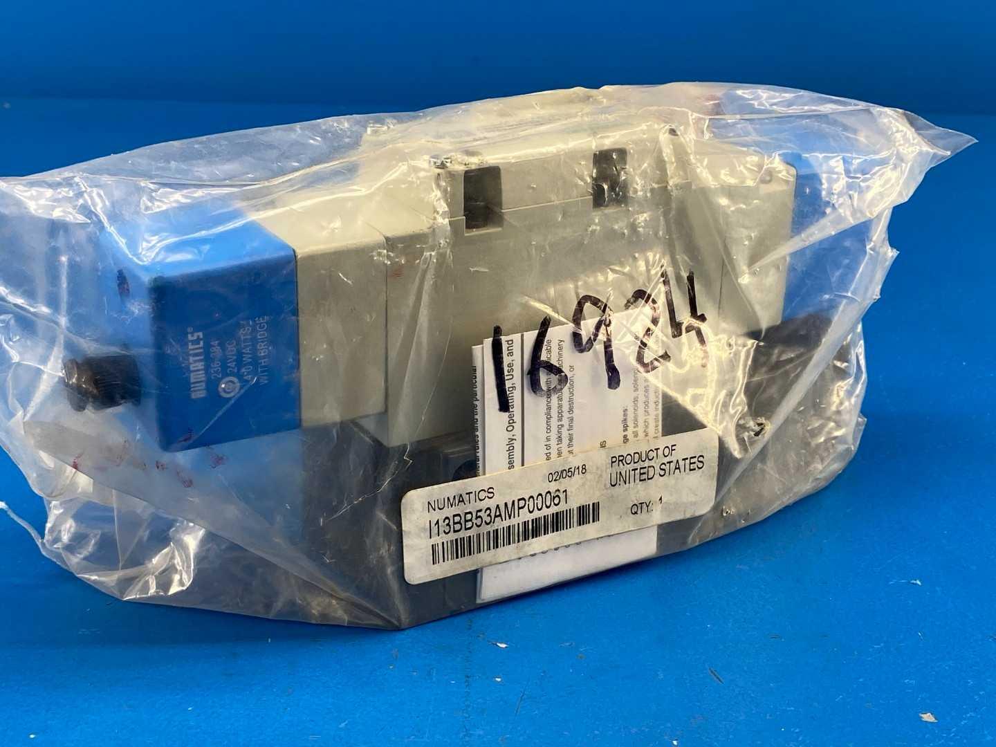 Numatics I13BB53AMP00061 ISO 5599/2 Solenoid-Operated Directional Control Valve
