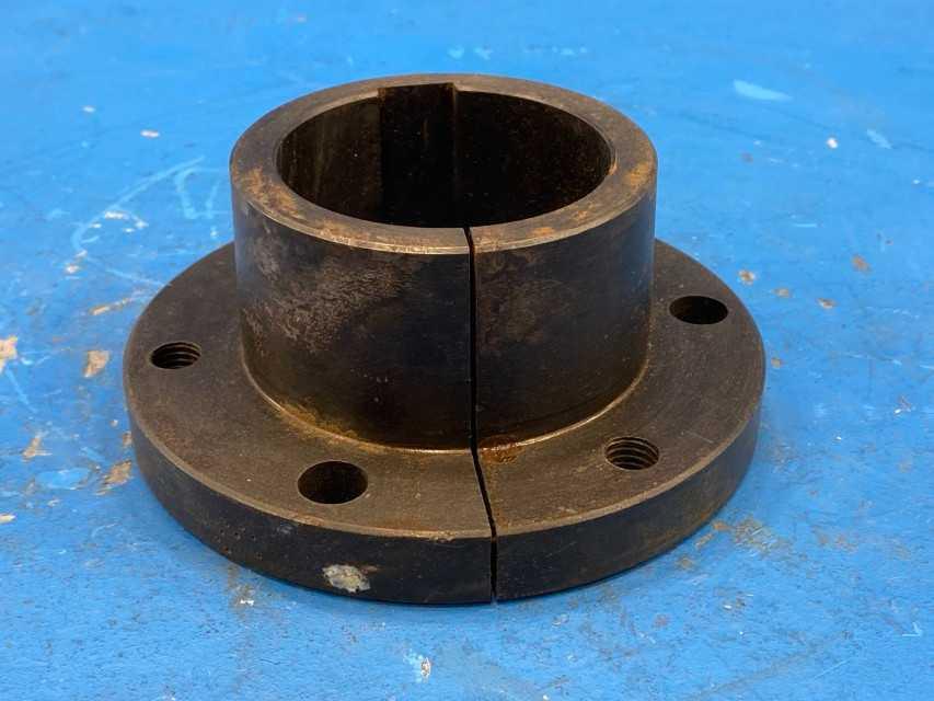 Martin Sprocket & Gear E 2 15/16 Quick Disconnect Bushing 2-15/16" Bore, 6" O.D Ductile Iron
