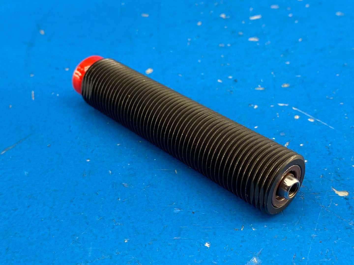 Vektek 20-0105-12, Hydraulic Workholding Cylinder Threaded Body Single-Acting, 980 1b 1.25" Stroke