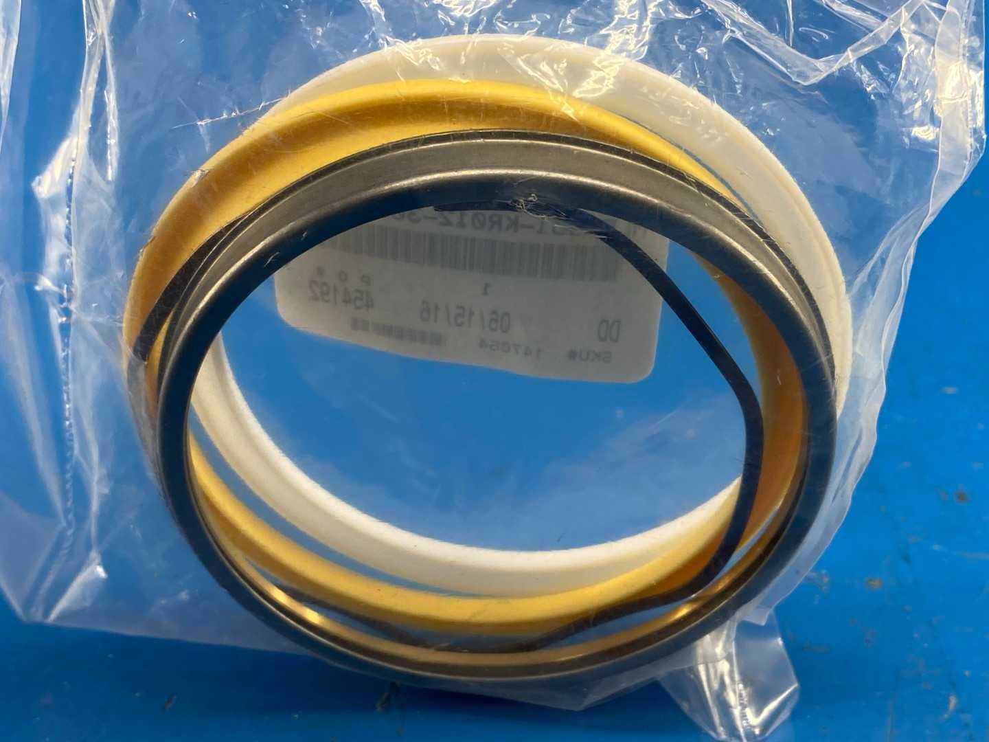 Miller Fluid Power 051-KR012-300 Rod Seal Kit Assembly 3"