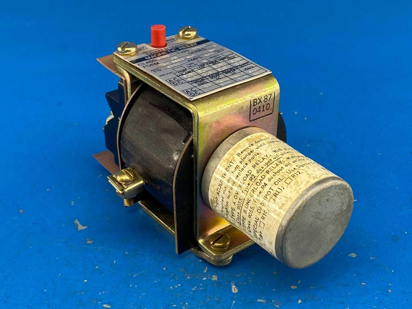 Square D 9055 AO110 Class , Type A0110. Magnetic Current Overload Relay 600V 10A Form H3