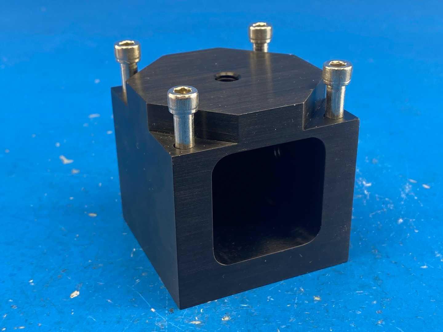 Amphenol Wilcoxon TC2 Triaxial Accelerometer 3/8-16" mounting cube for 731A seismic sensors