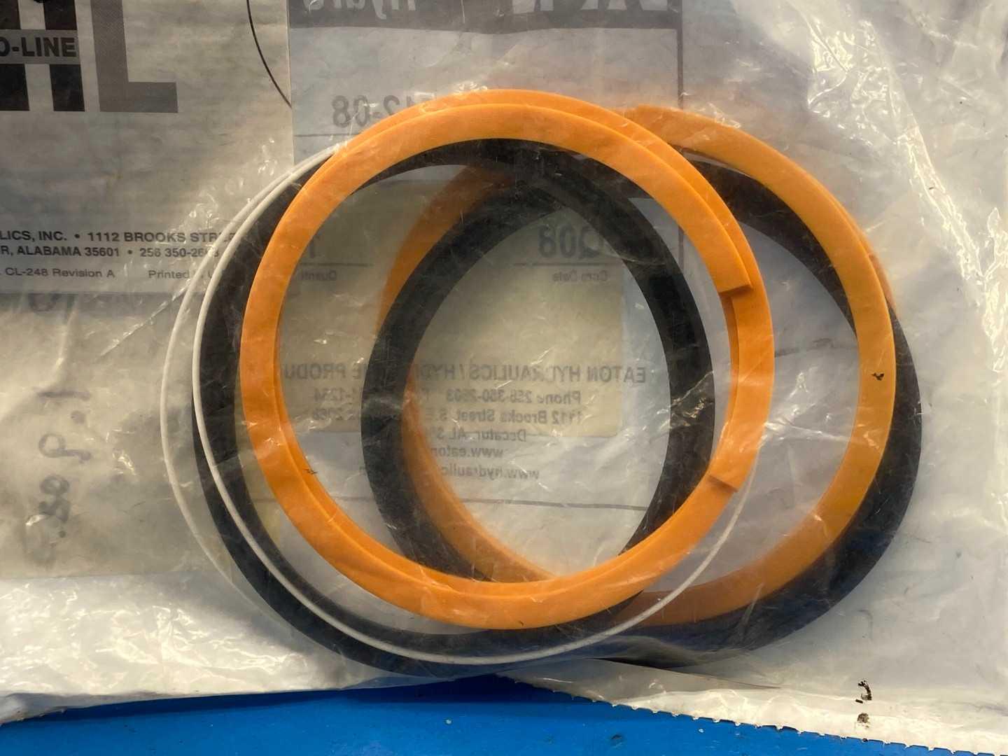 Eaton Vickers SKR5-512-08 Hydro-line 4" Piston Seal Kit