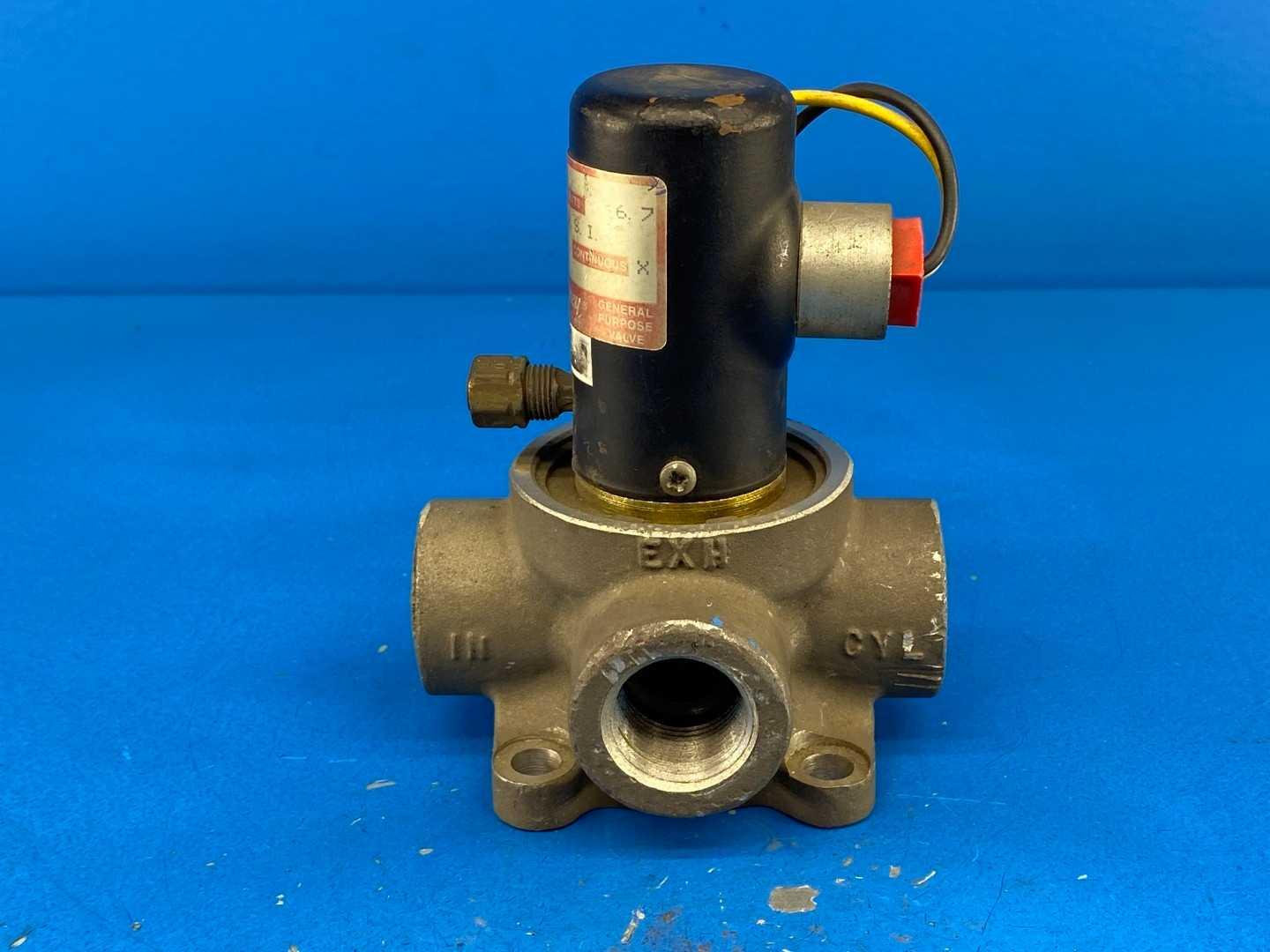 Humphrey 590AE1-3-11 Air Pilot Solenoid Valve, 3-Way, 24VDC, 6.7W, 0-125 PSI