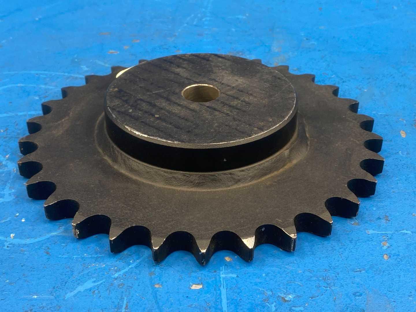Martin Sprocket & Gear 60B30 Stock Bore - B Hub, 30 Teeth, 0.7500 in Stock Bore, Steel Material