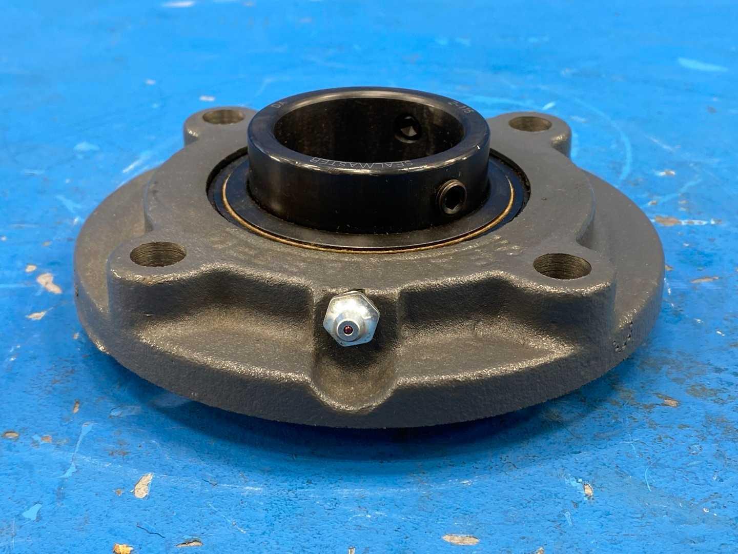 SealMaster SFC-31 1-15/16" Bore, 4-Bolt Flange Bearing Gold Line Standard, Set Screw Locking