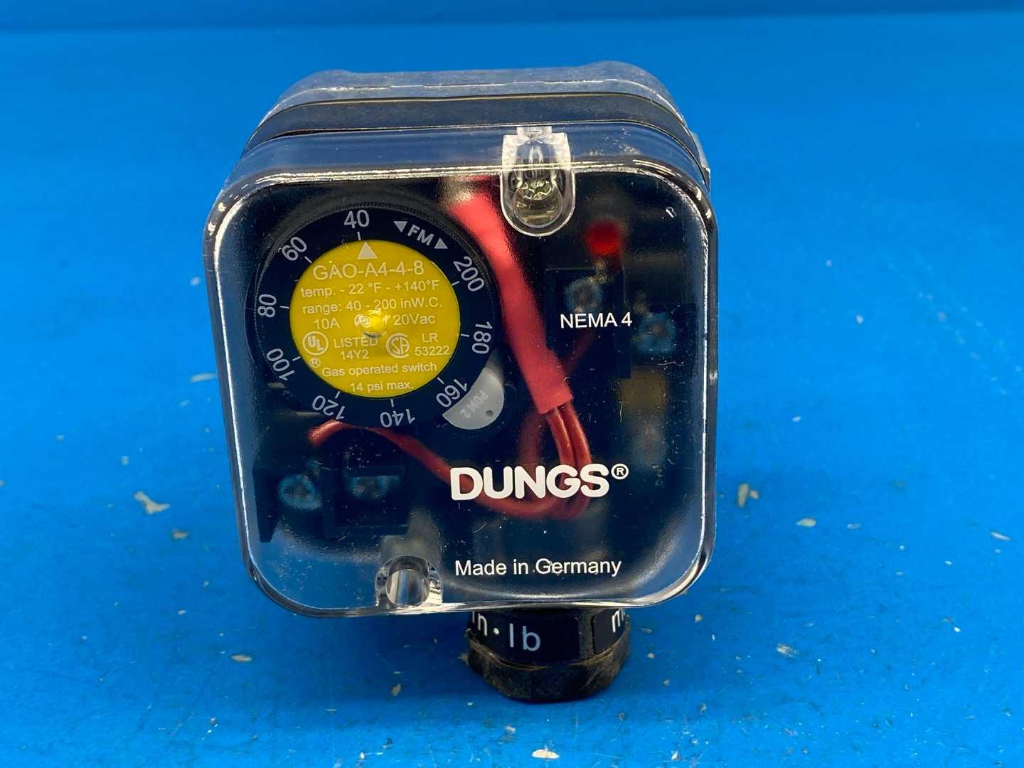 Karl Dungs GAO-A4-4-8 Gas Pressure Switch Automatic Reset 10A 120V 40"-200" in W.C. Range 14 PSI Max Nema 4