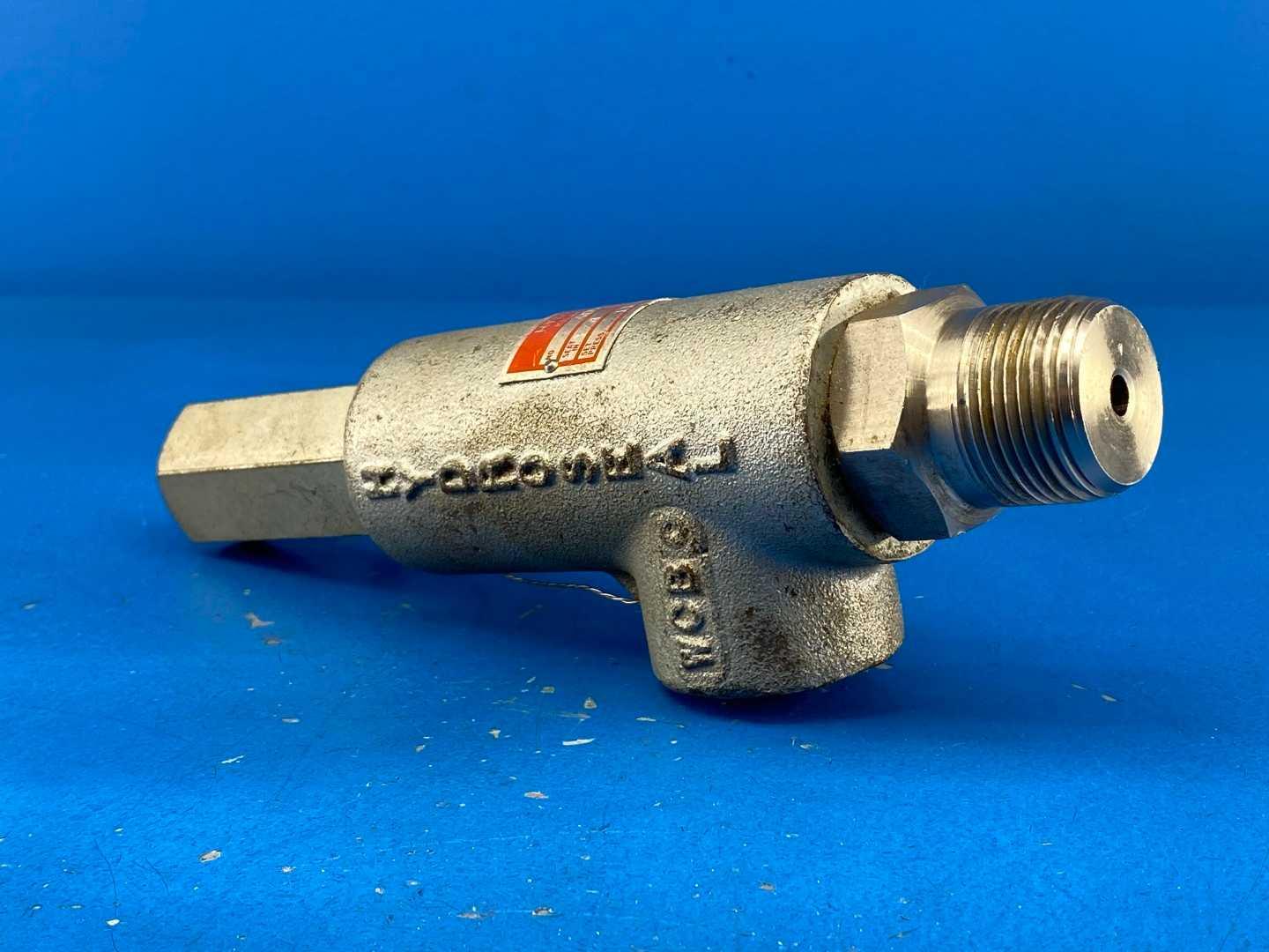 Hydro-Seal 4DV00 1" Safety Relief Valve, Seat 1/4" 32GPM CAP, 11.000 Set Pressure, Temp AMB