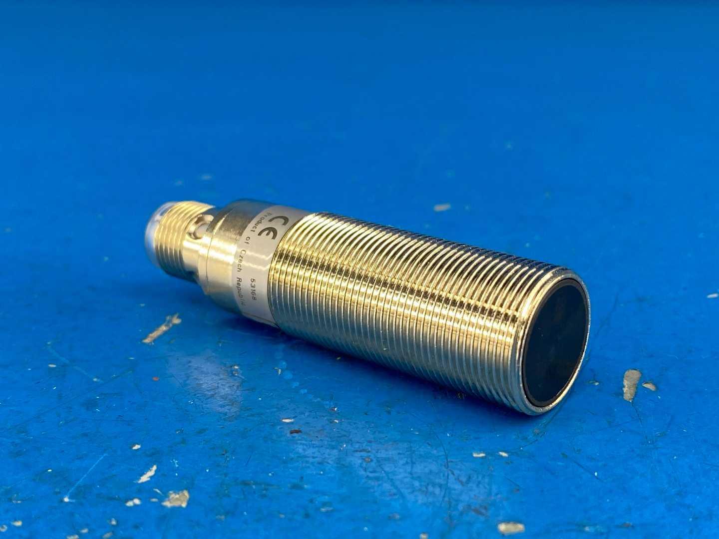 Allen-Bradley 872C-D5NP18-D4 10-30VDC 200mA Class 2 Source Rod Series E 18 mm Barrel Inductive Proximity Sensor