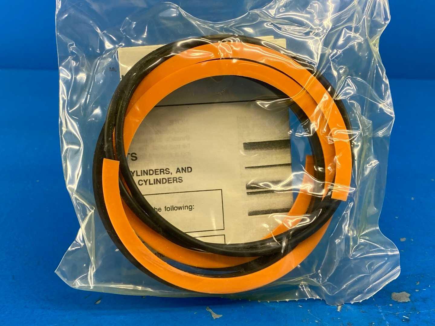 Atlas Cylinders 4B00S040S 4" A91 Piston Seal Kit