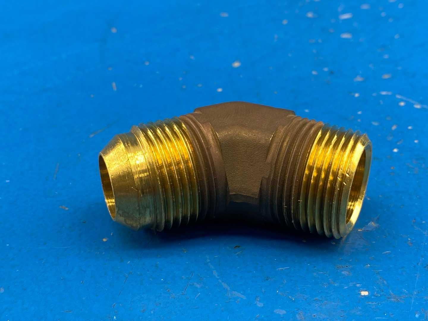 Parker 45° Elbow 3/4" NPT Connector x 1-1/16"