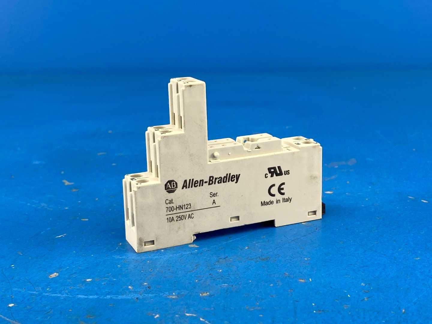 Allen-Bradley 700-HN123 Mini 8-Pin Screw Terminal Socket 10A, 250V AC Series A