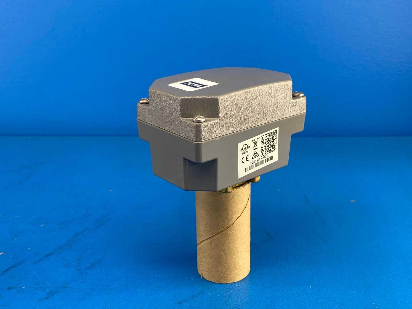 Johnson Controls F261MAH-V01C Penn Liquid Flow Switch 1 - 11-1/2 NPT Type 4 Vapor Tight SPDT 24/240V 50/60Hz 16 AMP MAX