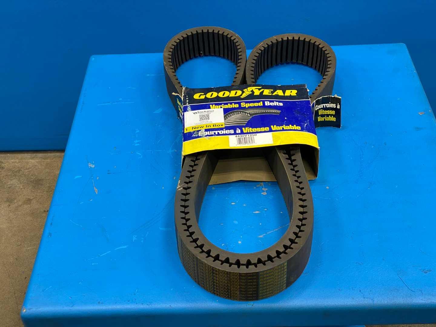 Goodyear 4430V1250 Variable Speed Belt