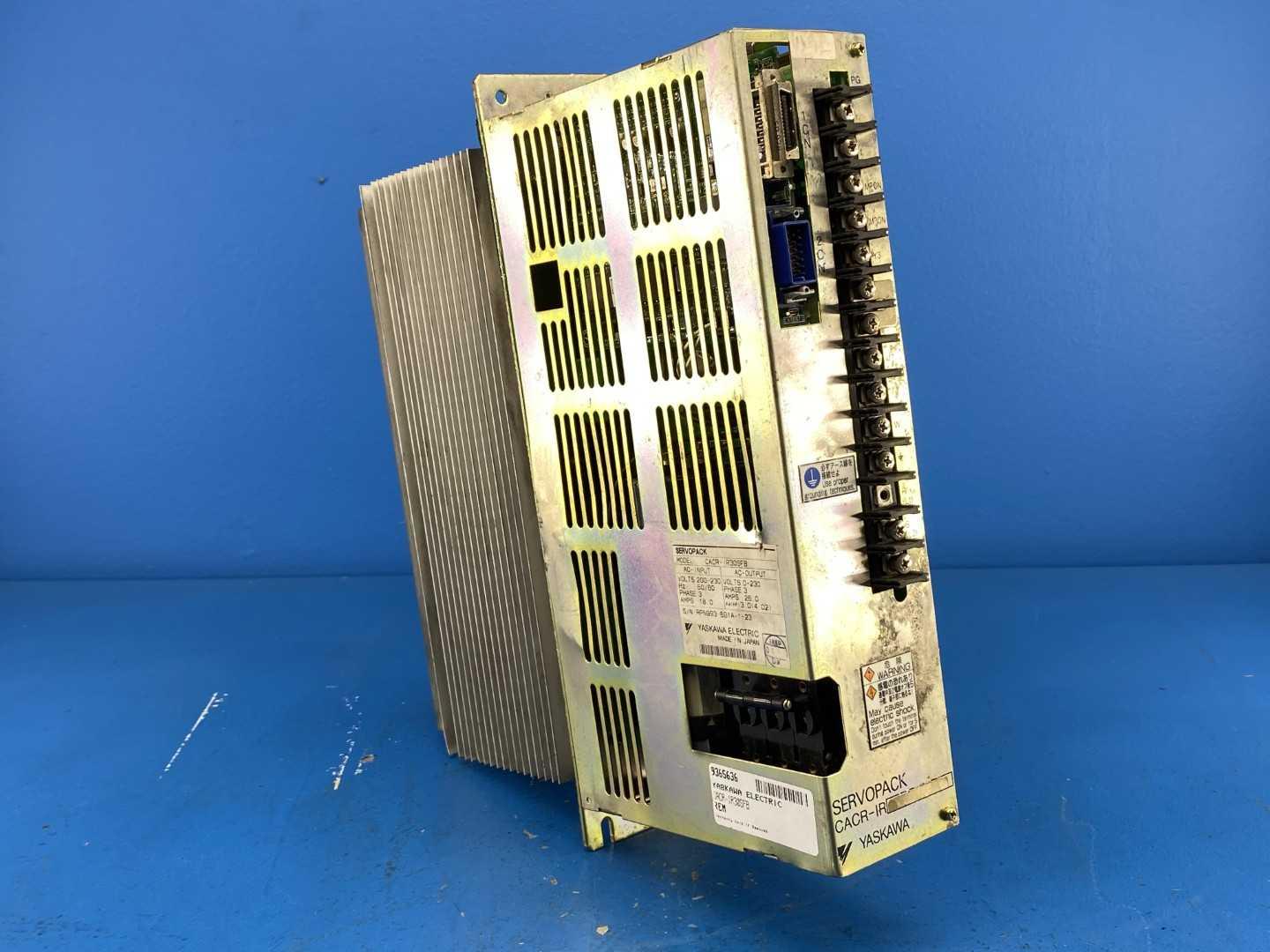 Yaskawa CACR-IR30SFB, CACR-IR30SFB, Servopack