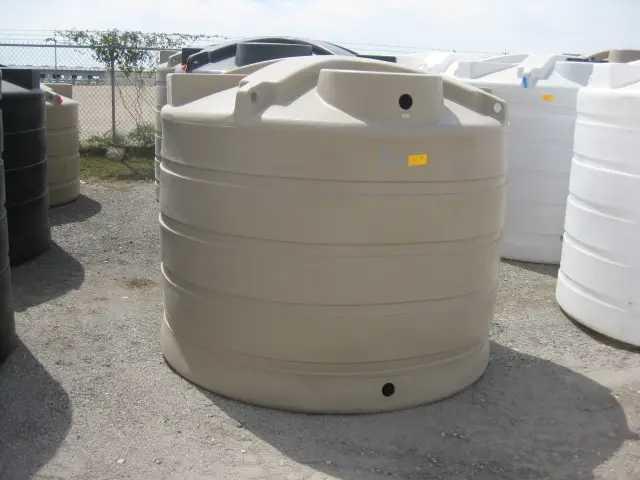 1,350 Gallon Flat Bottom Storage Tank - Tan