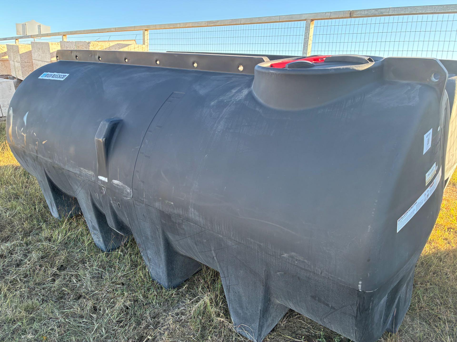 Enduraplas THD01010BK 1,000 Gallon Horizontal Leg Sump Bottom Storage Tank - Black