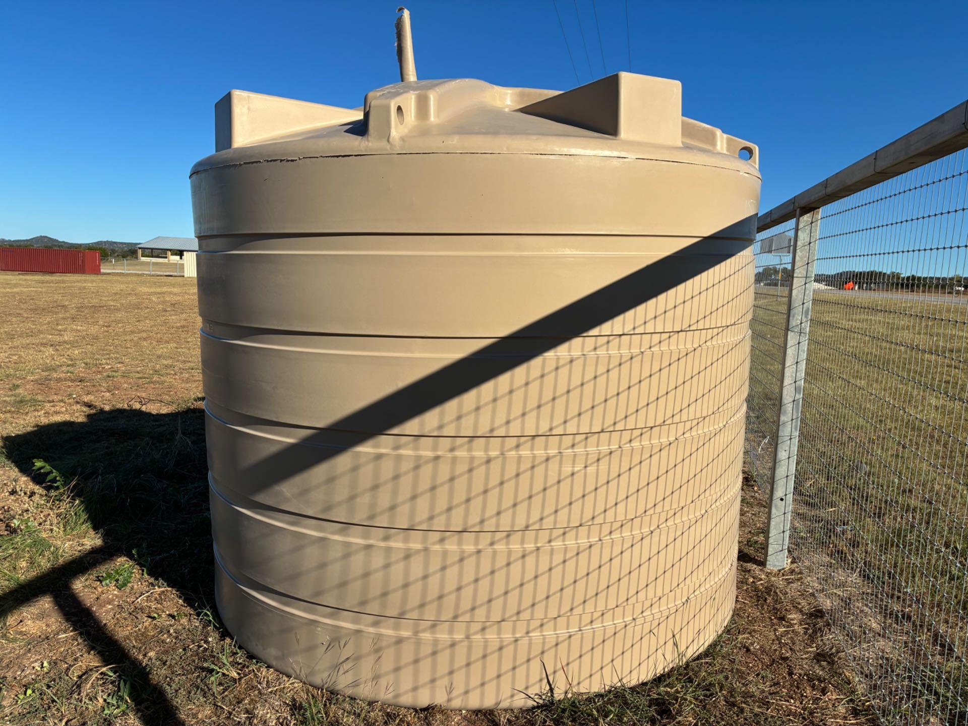 Enduraplas TLV02600BG 2,600 Gallon Flat Bottom Storage Tank - Tan