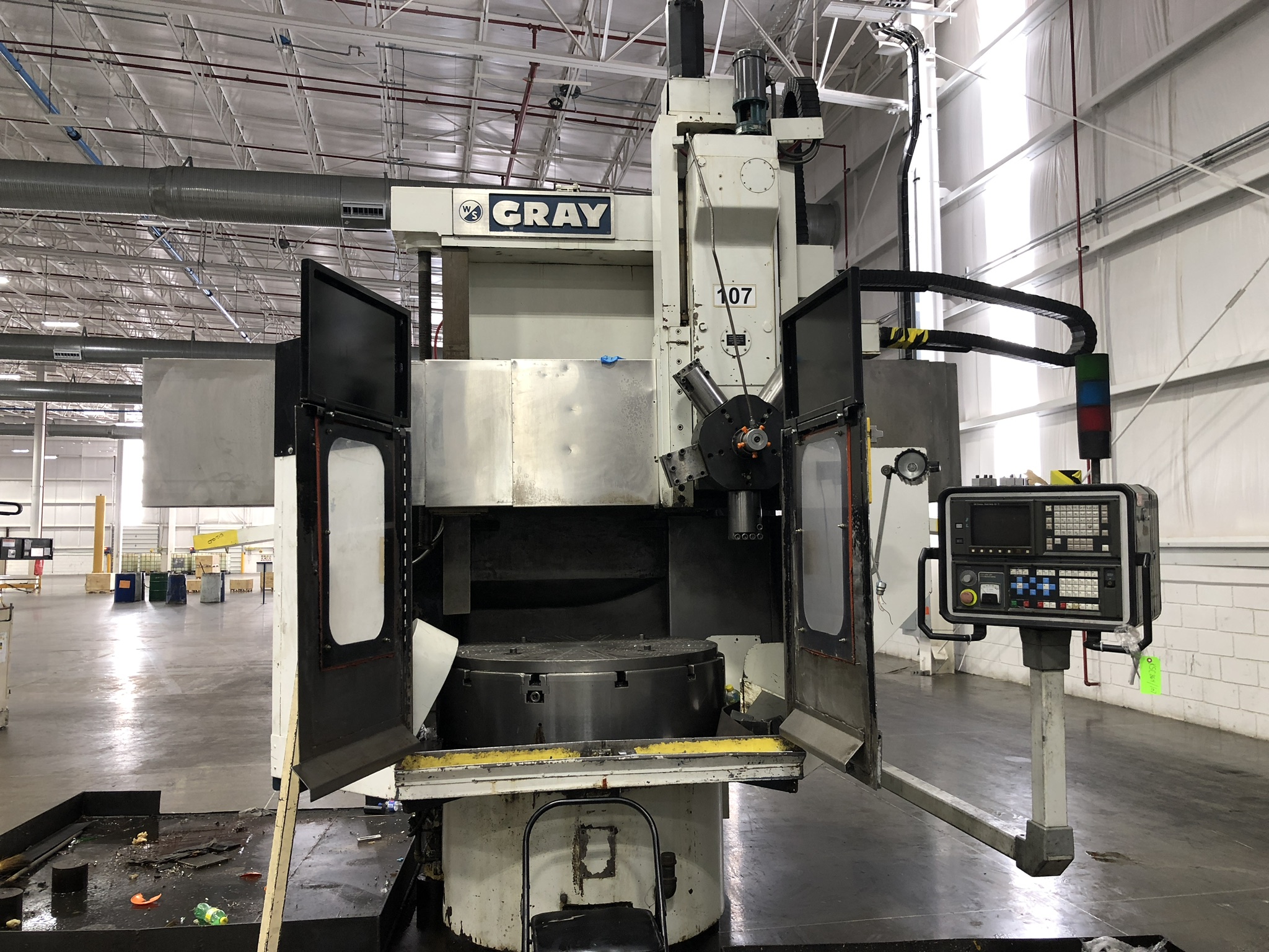 Gray vertical turret lathe